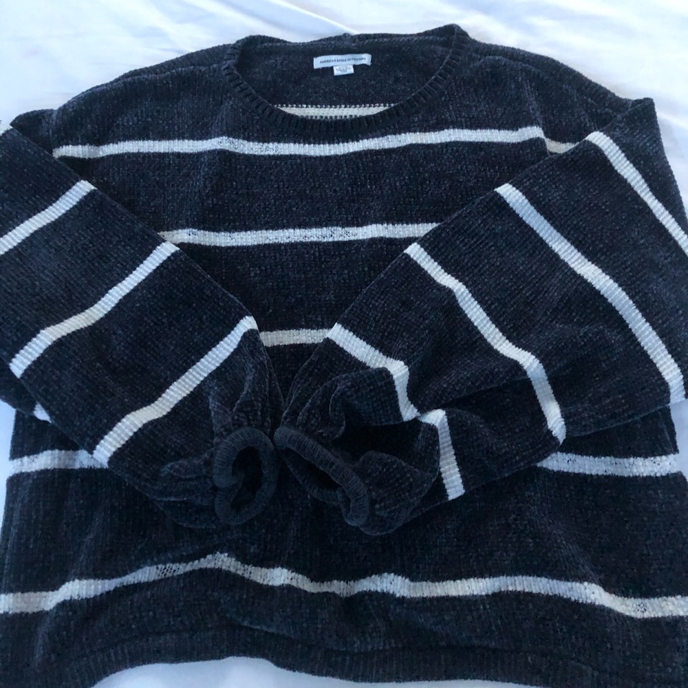 American Eagle Stripped SOFT cropped sweater
